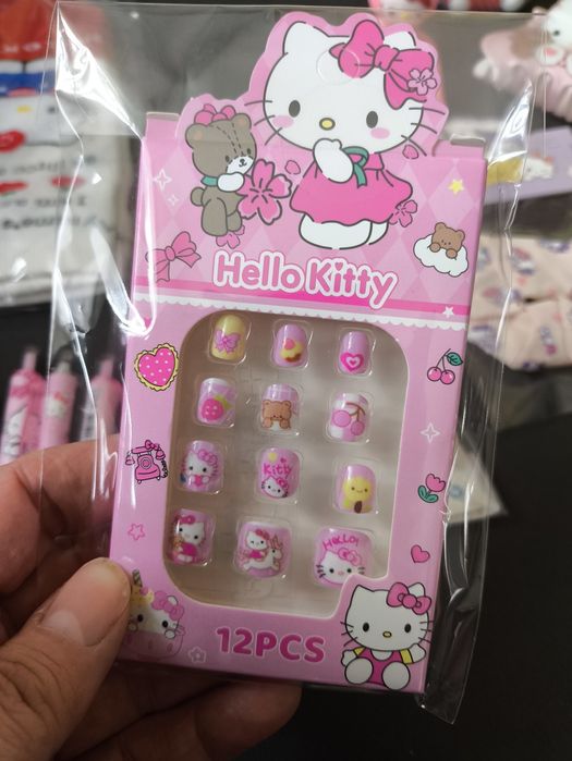 Zestaw Hello Kitty (18)