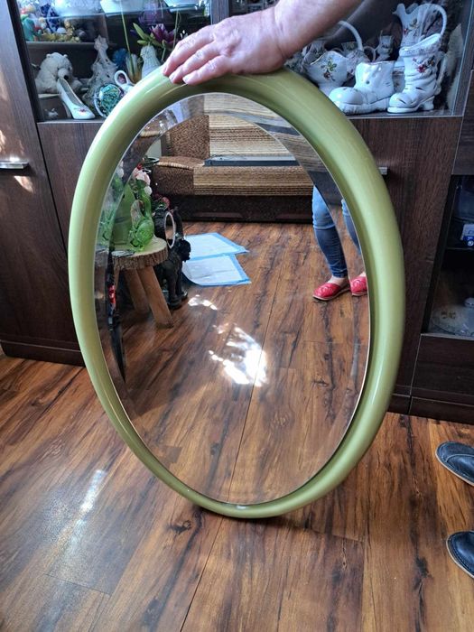 Sprzedam owalne lustro