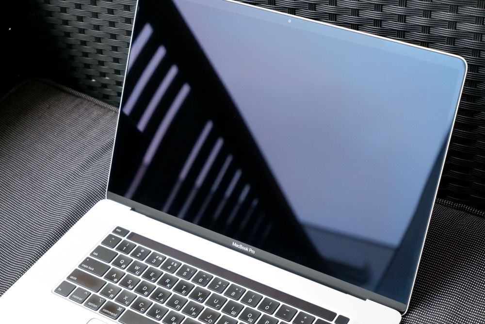 MacBook Pro 16” 2019 i7 / 16GB / 512GB – idealny stan, Warszawa