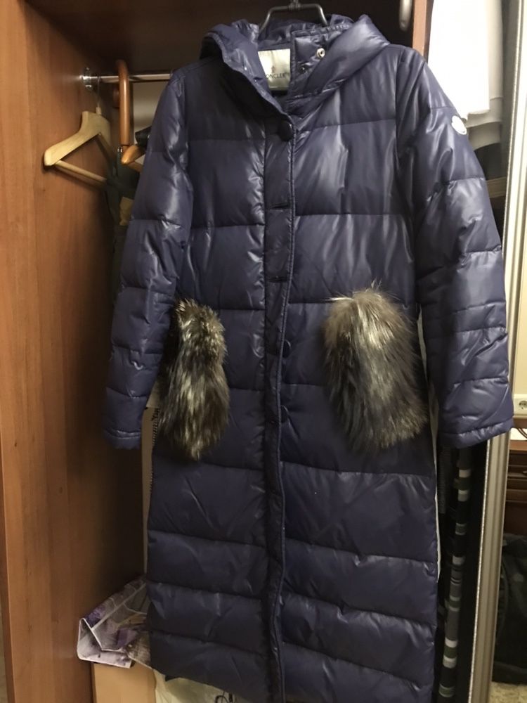 MONCLER Пуховий плащ( зима, пух 100%)