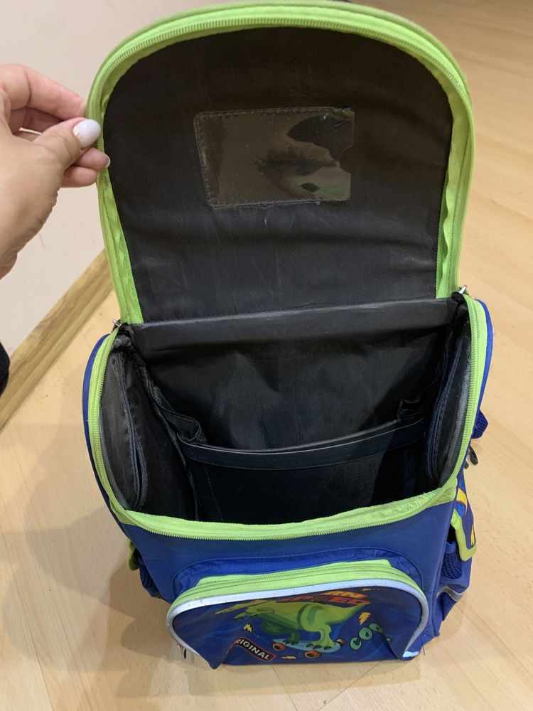 Портфель шкільний рюкзак