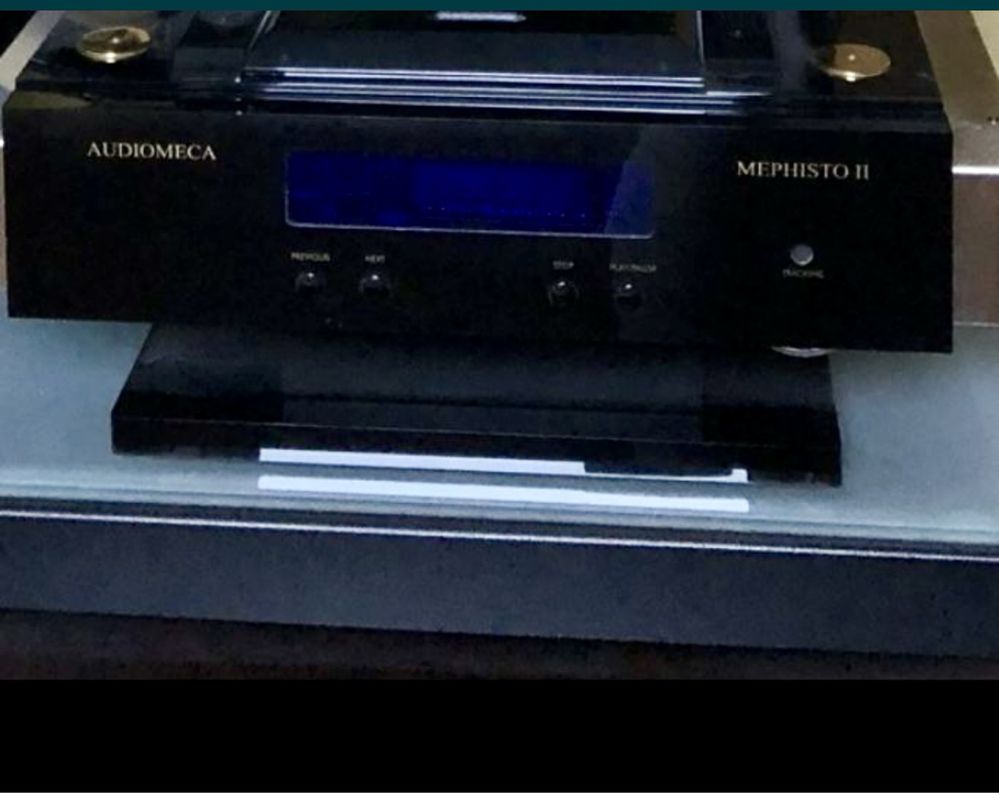 Audiomeca Mephisto II pilot
