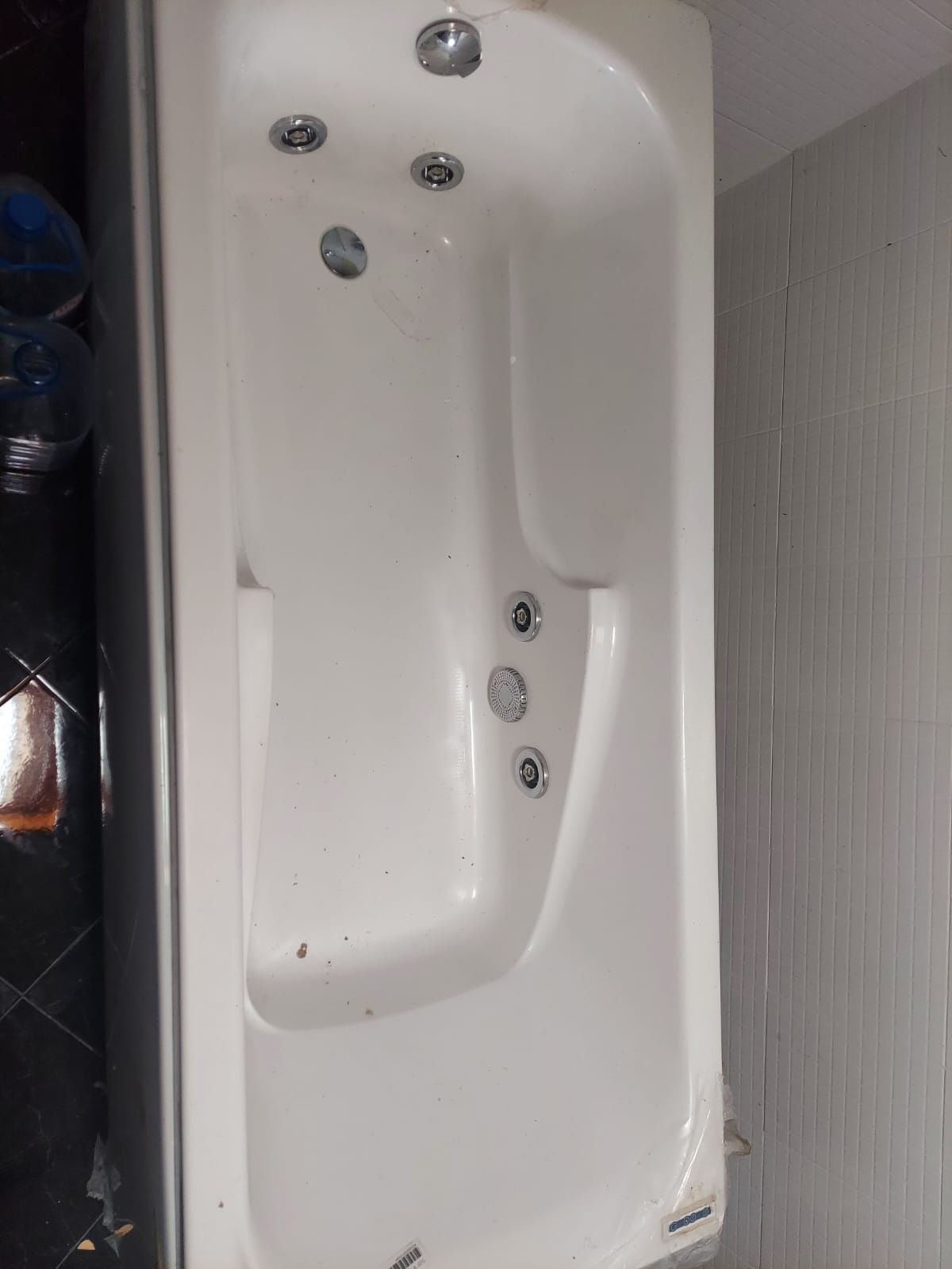 Banheira hidromassagem nova