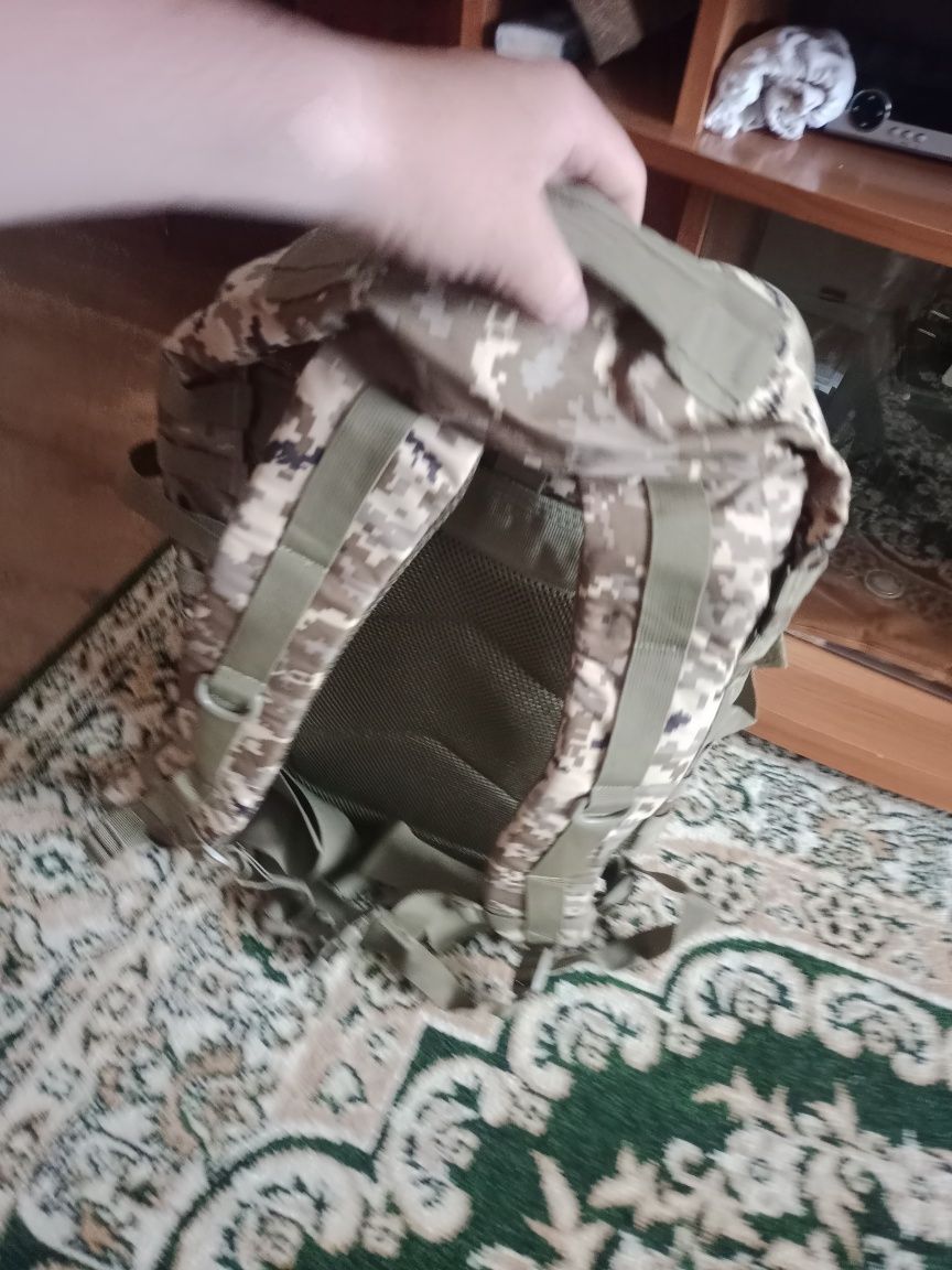 Рюкзаки тактичні і великі ЗСУ , котілки,берци , все з БРИТАНІЇ нове,бу