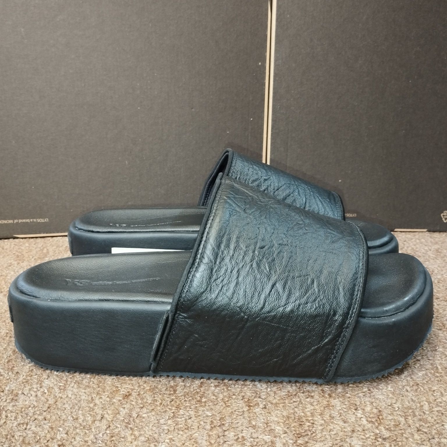 39,40,43,44,46. Тапочки унісекс Adidas Y-3 Platform Slide (GW8631)