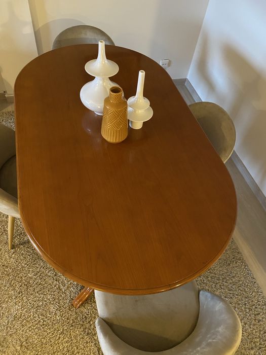 Mesa de jantar cerejeira para 6 lugares