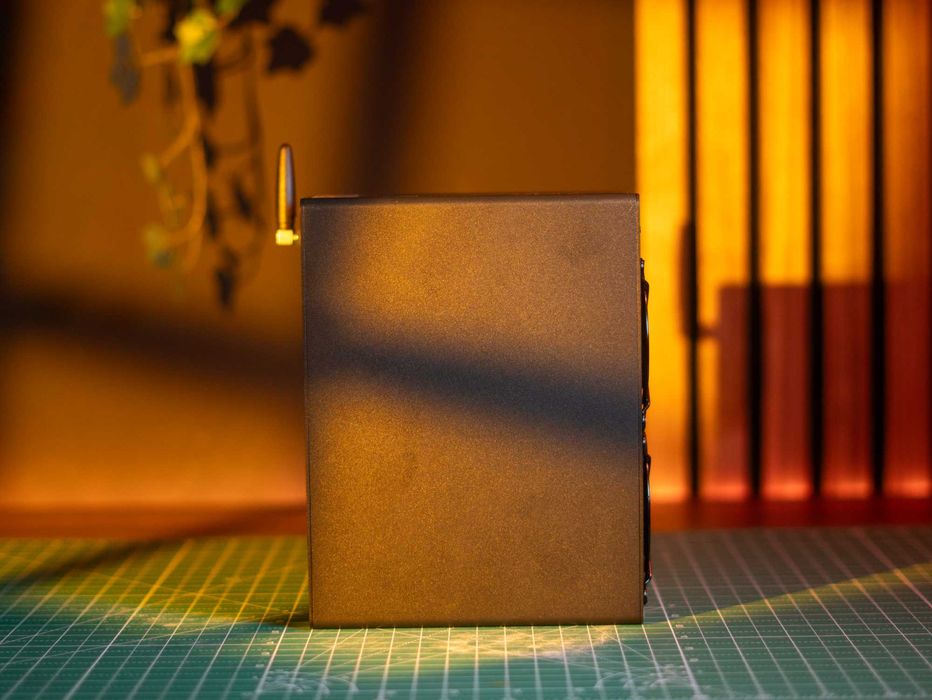 Goldshell XT-BOX (NOVA)