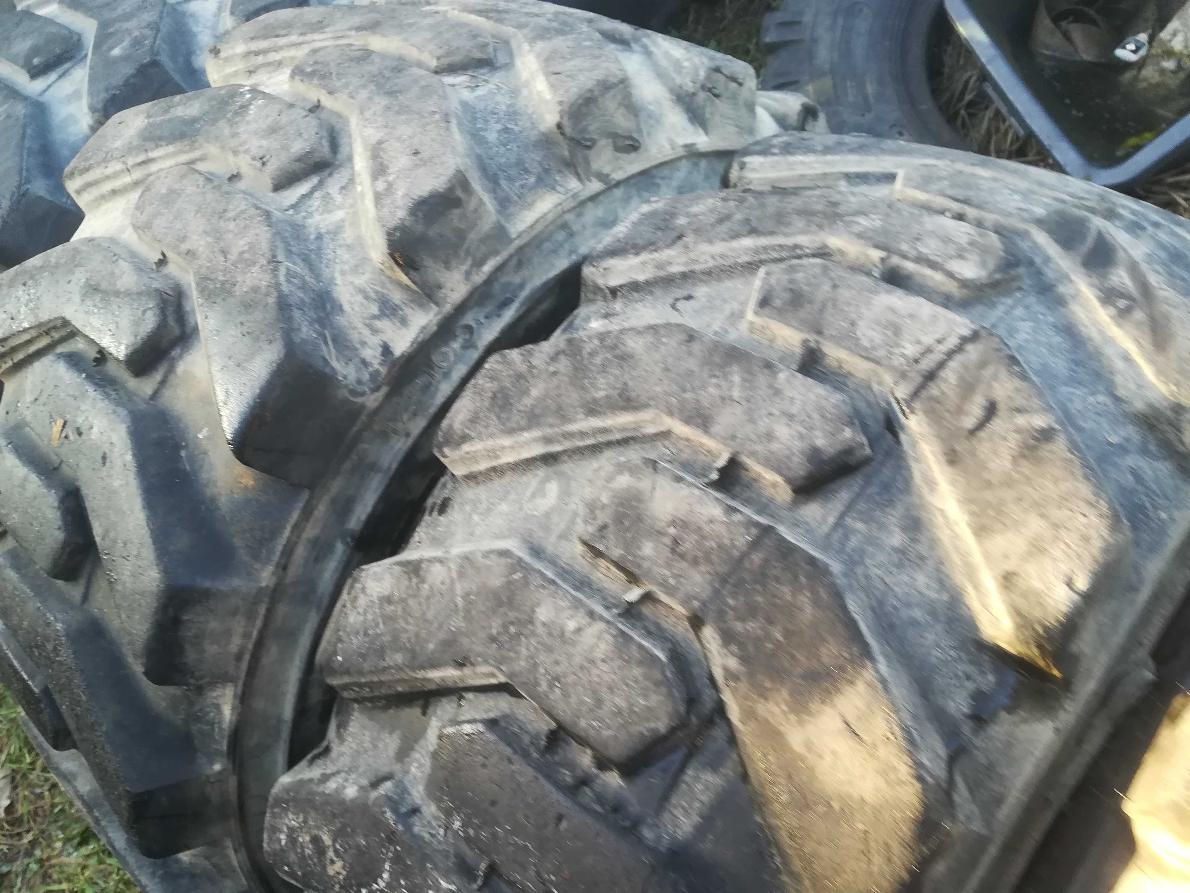 12-16.5 bobcat Camso solideal bkt 12r16.5
