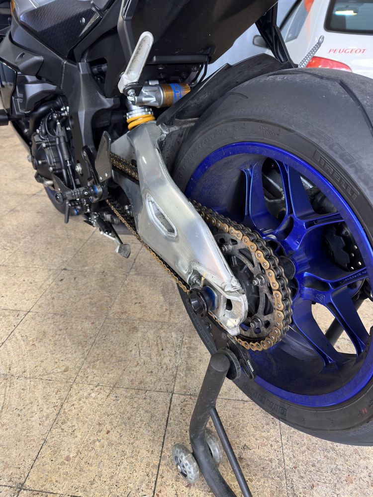 Yamaha r1m 2019  08