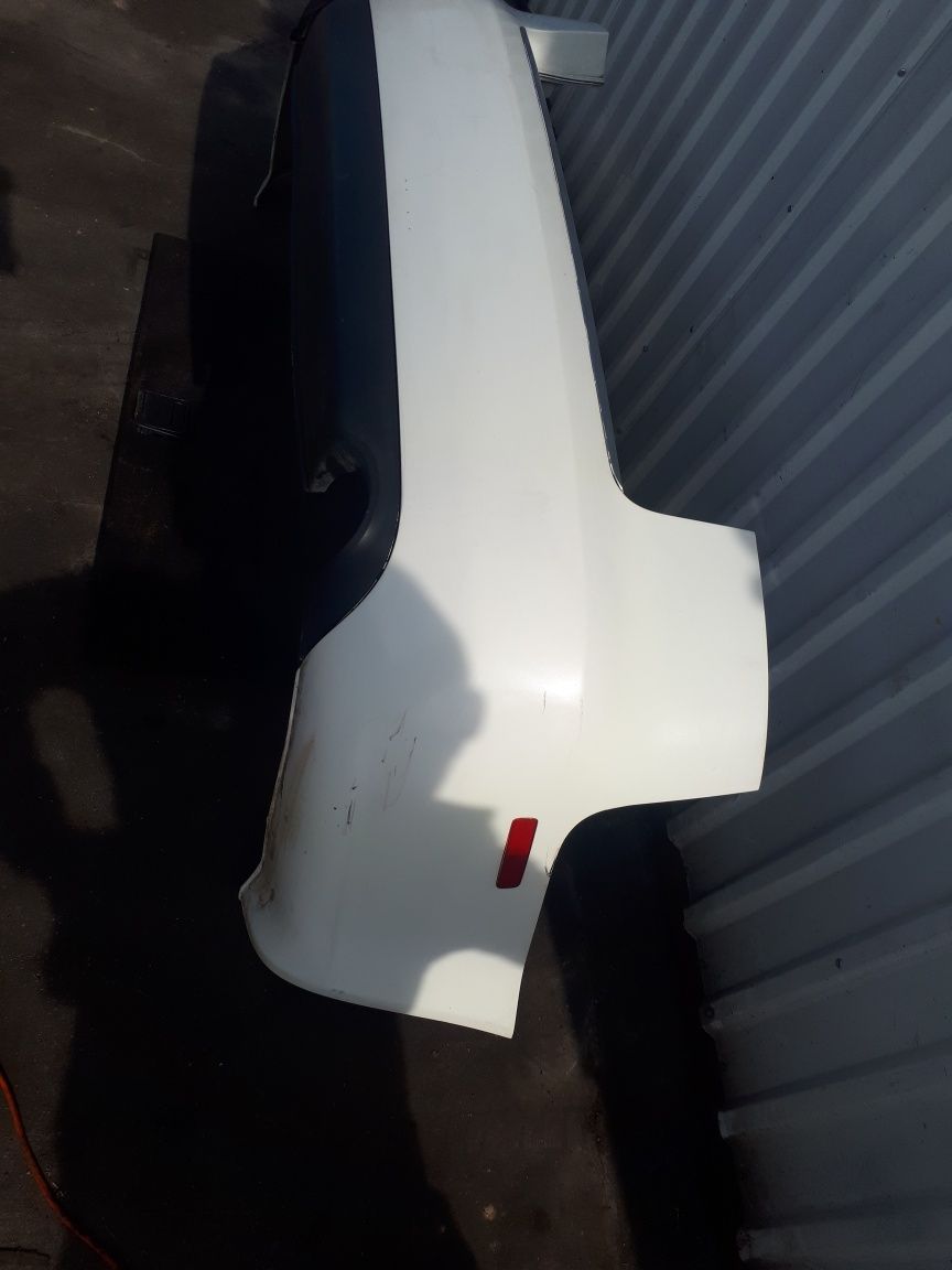 Audi a4 b7 zderzak tył