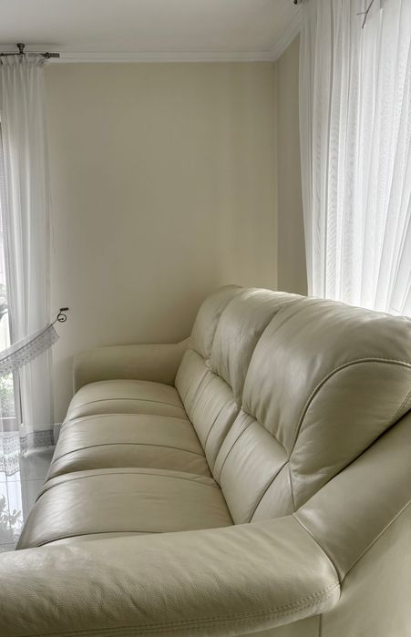 Skórzana kanapa / sofa z funkcją spania - meble bydgoskie