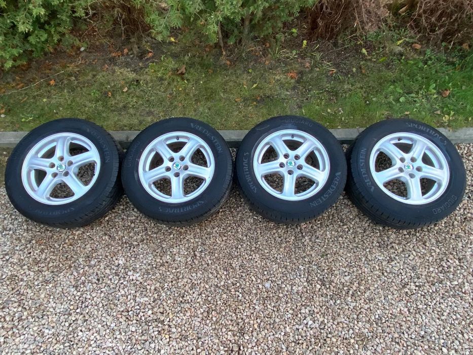 Alufelgi Skoda Octavia Golf Audi 5x100 6Jx15h2 ET38