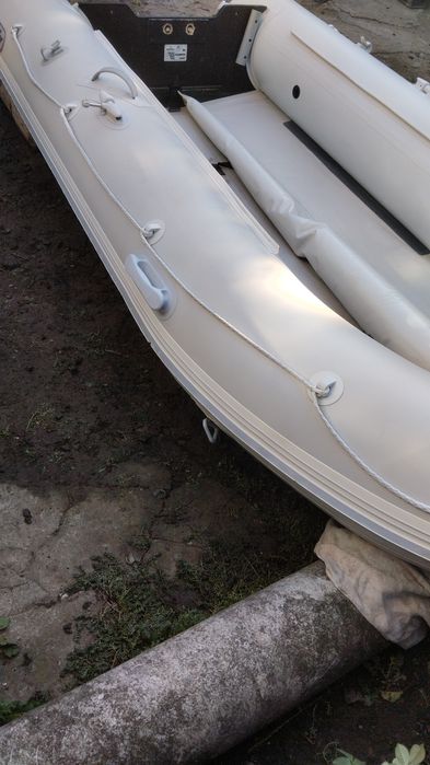 Лодка навігатор 3.6м