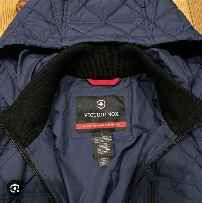 Утепленная куртка Victorinox