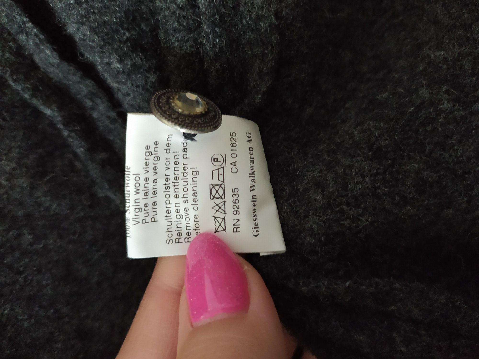 Giesswein wełna dziewicza virgin wool sweterek obszyty futrem