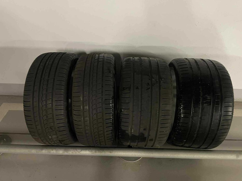 Komplet Pirelli P-Zero Rosso do Porsche 911