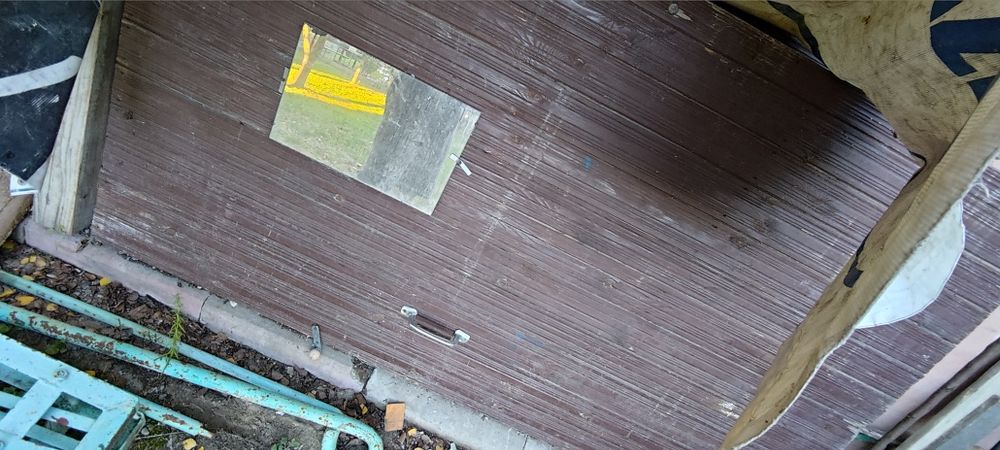 40 letnia brama garażowa