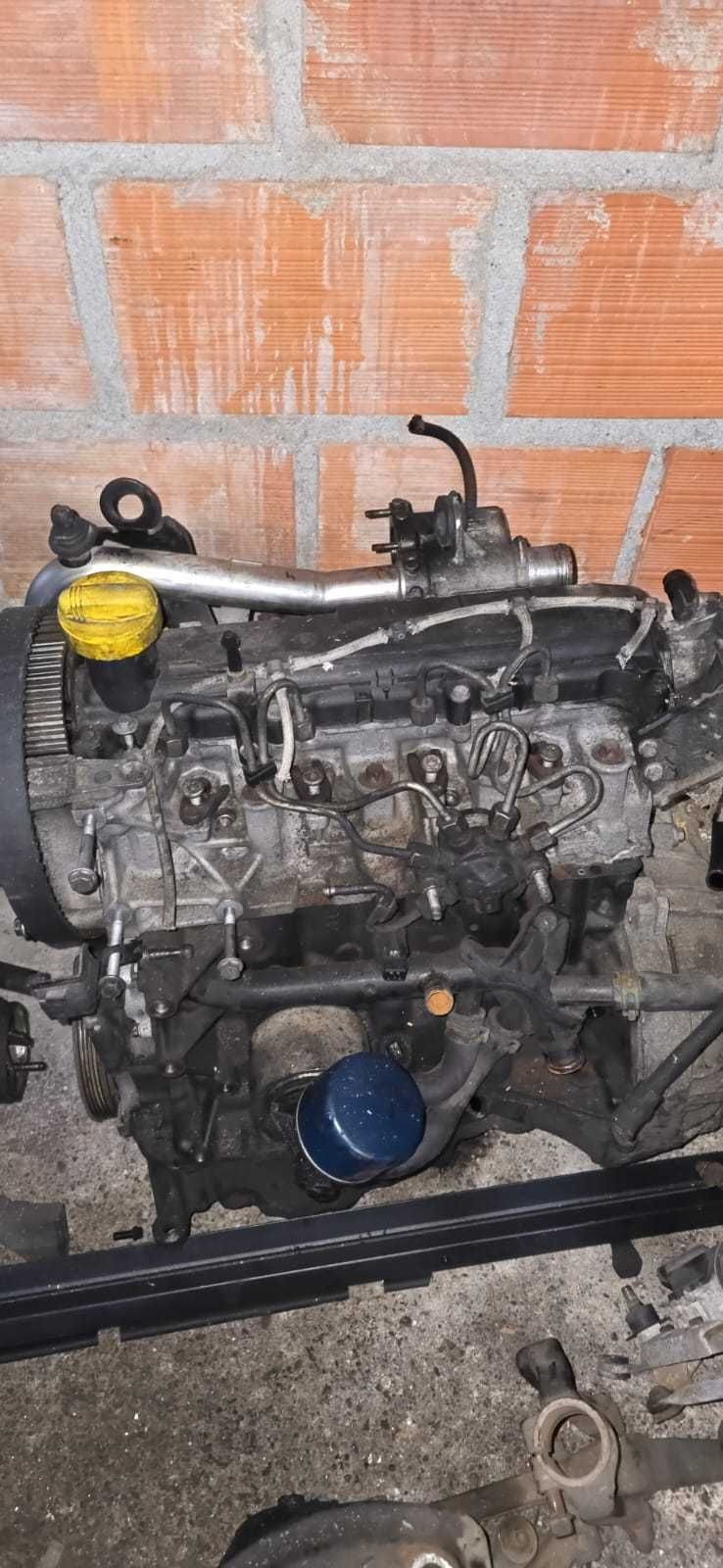 Motor c/turbo Renault CLIO 1.5 K9K Avariado c/distribuição nova