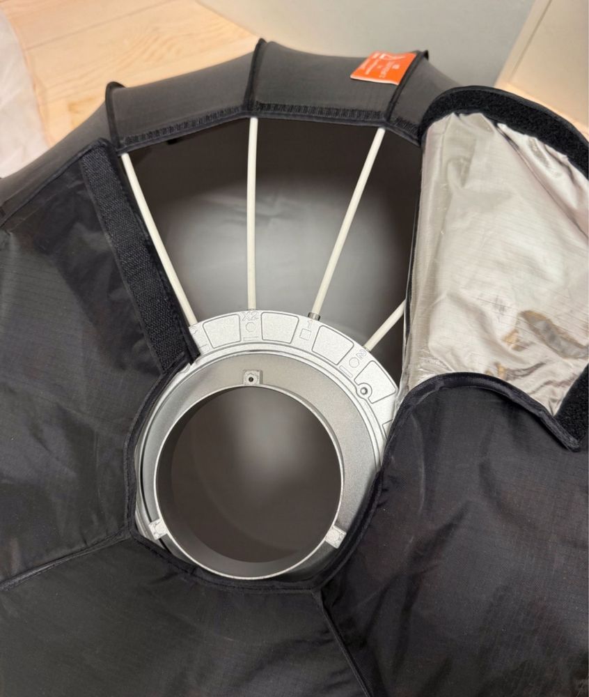 Softbox Godox P120L paraboliczny hexadecagon 120 cm