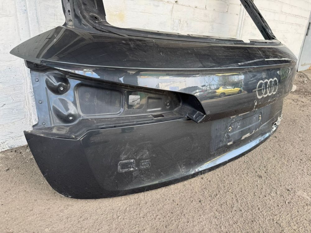 Ляда Audi Q 5 2108р.