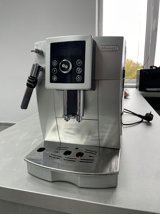 Кавоварка Delonghi