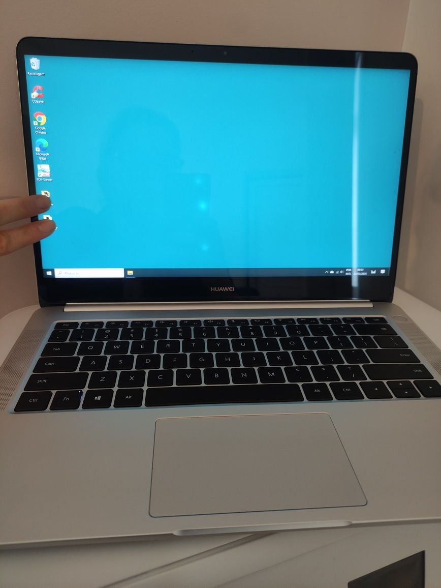Huawei Matebook D Signature Edition