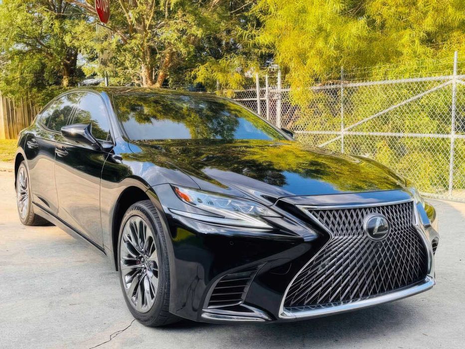 Lexus LS 500      2018