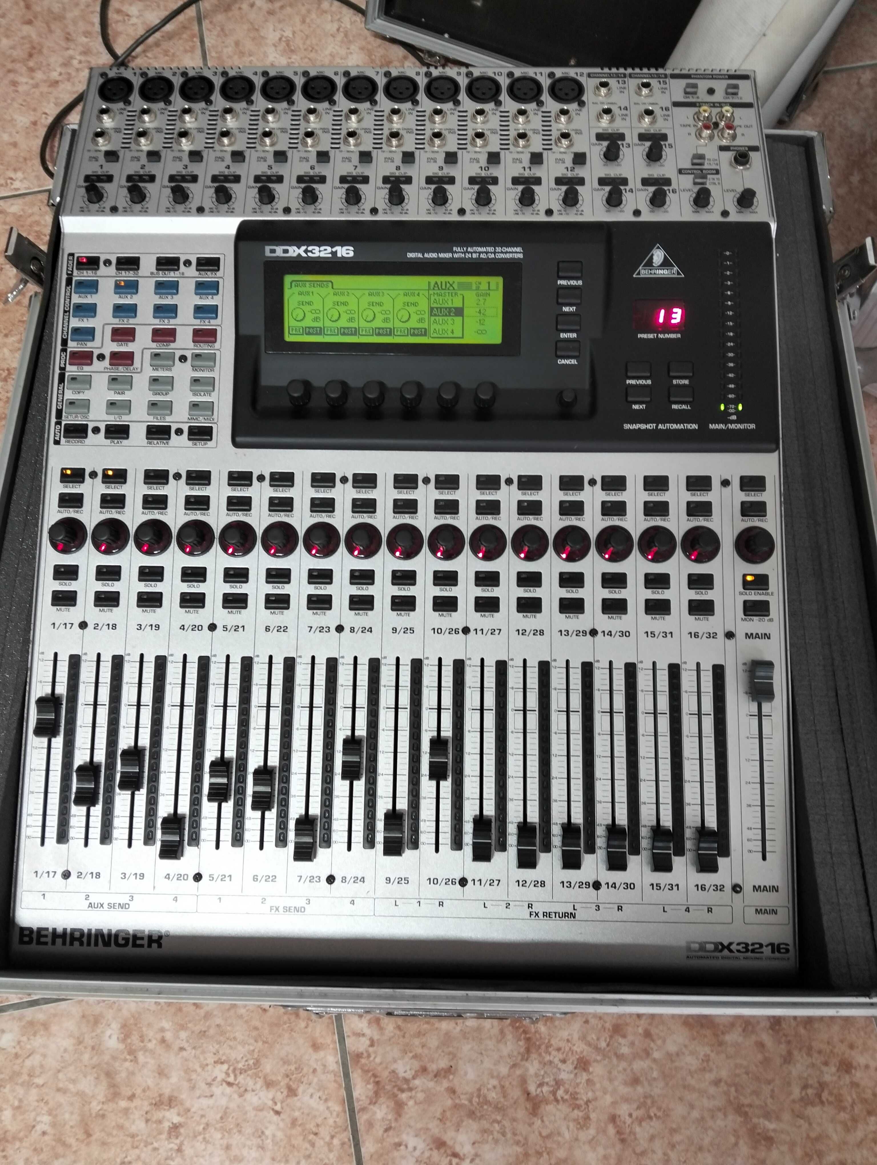 Mesa mistura Beringer DDX3216