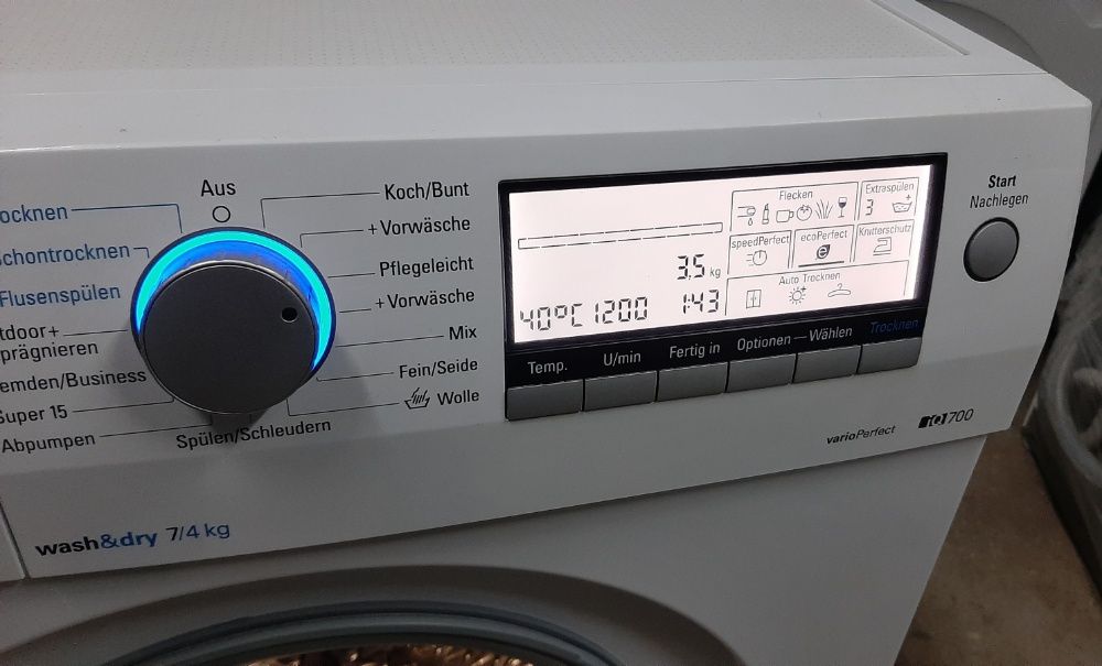 Стиральная машина c сушкой Siemens IQ 700 WD 14H540 7/4кг 1400 об