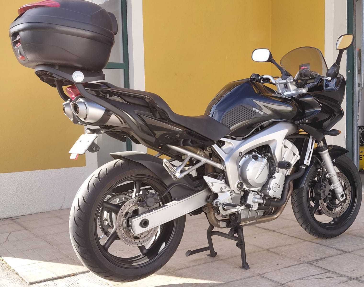Yamaha FZ6 S. 2006