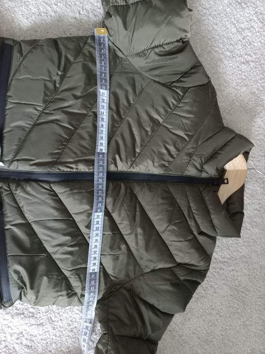 Reserved kurtka pikowana khaki taliowana r.S