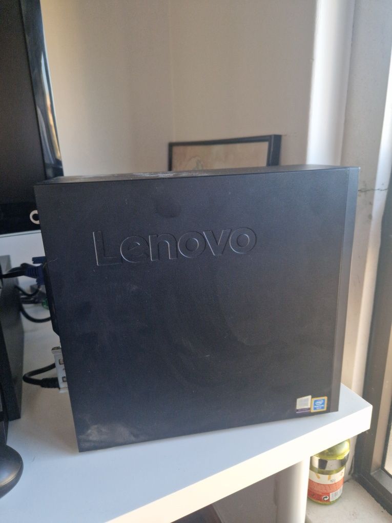 Lenovo ThinkCentre M710e