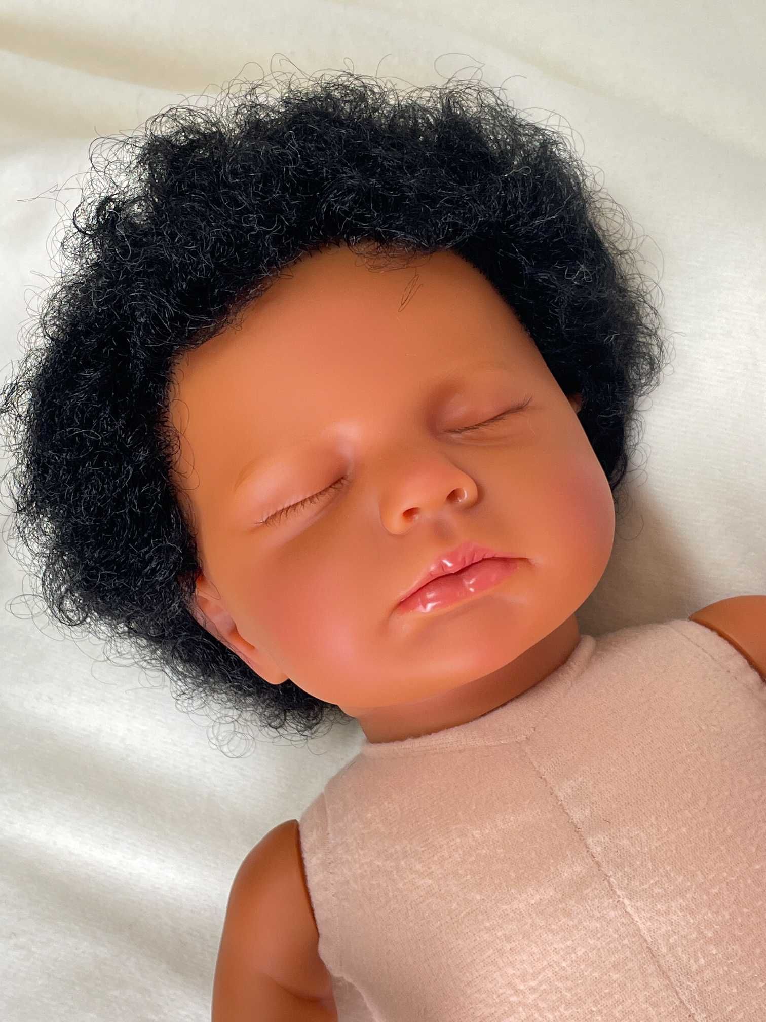 Boneca bebé reborn realista e bonita 45cms 1Kg