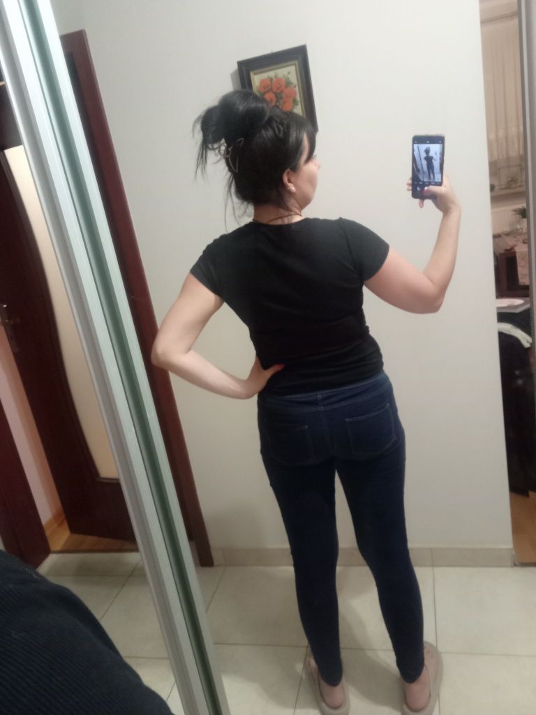 Granatowe joggery spodnie jeansy esmara dopasowane 38 M