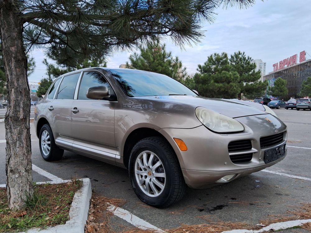 Porsche Cayenne 3.2 газ 2006 в отличном состоянии