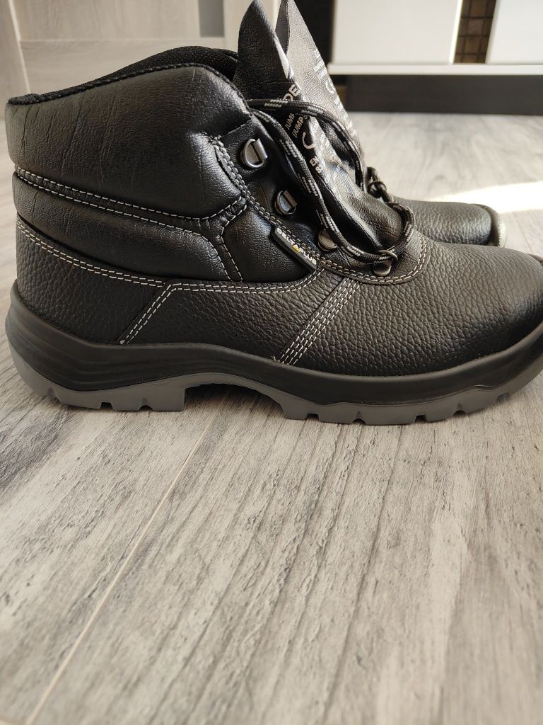 Buty robocze nr 42