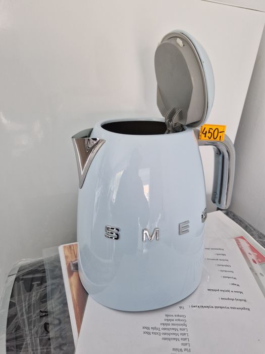 Czajnik SMEG z reg. temperatury