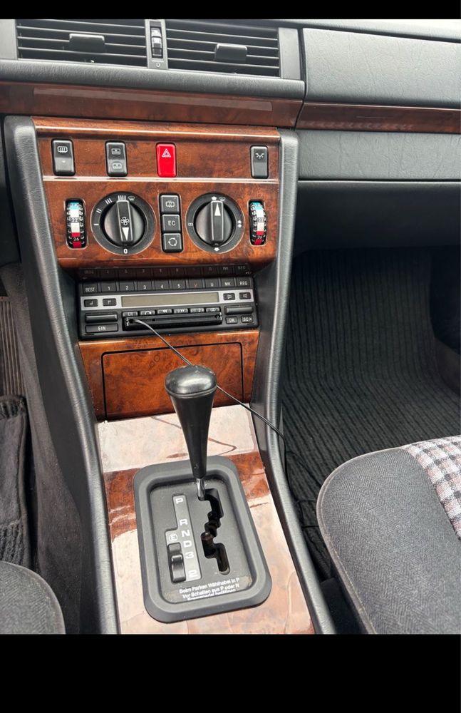 Mercedes 124 Coupe 3.0 ce „REZERWACJA”