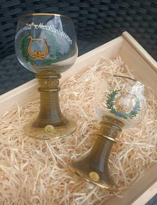 Zabytkowe kielichy Romer