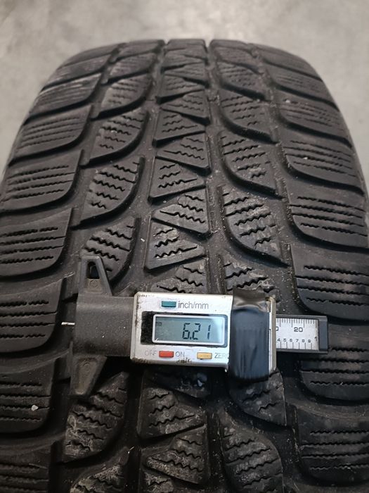 Opona zimowa Bridgestone Blizzak LM-25 RUN FLAT 225/55R17 94V