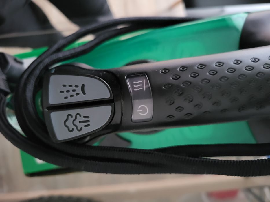 Утюг с паром от Розетки