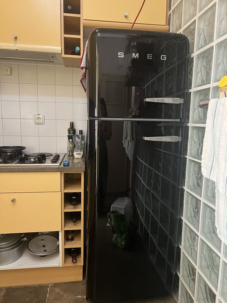 Smeg duas portas