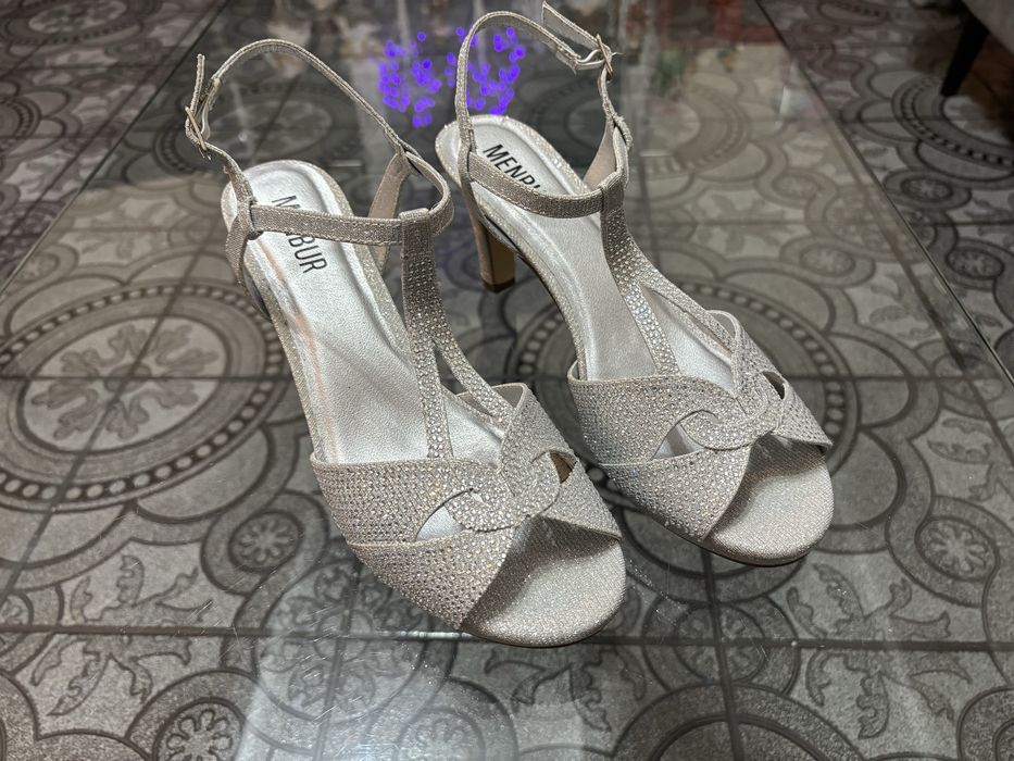 Sandały srebne menbur r. 41
