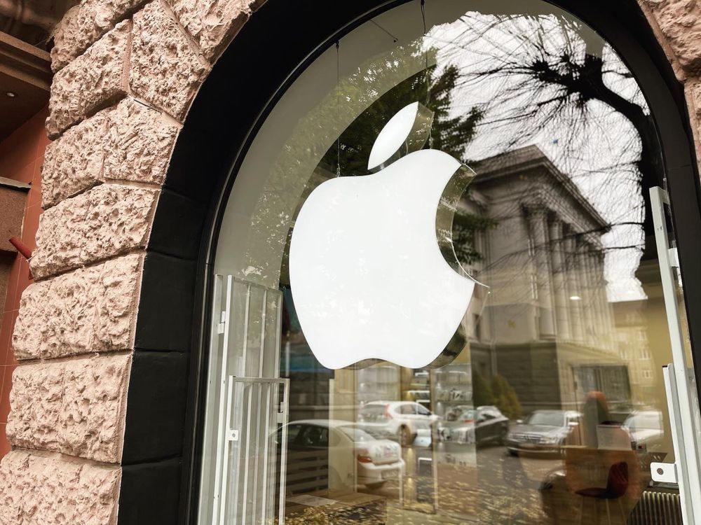 Магазин ISALE STORE продаж мобільної техніки та аксесуарів Apple