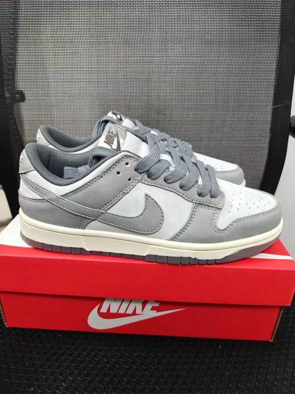 Nike Dunk Low Cool Grey Piłka nożna Szara 38