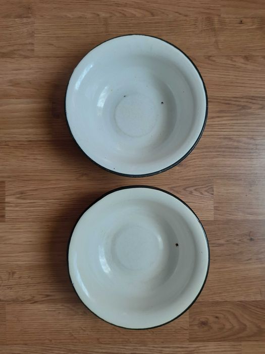 Емальовані миски