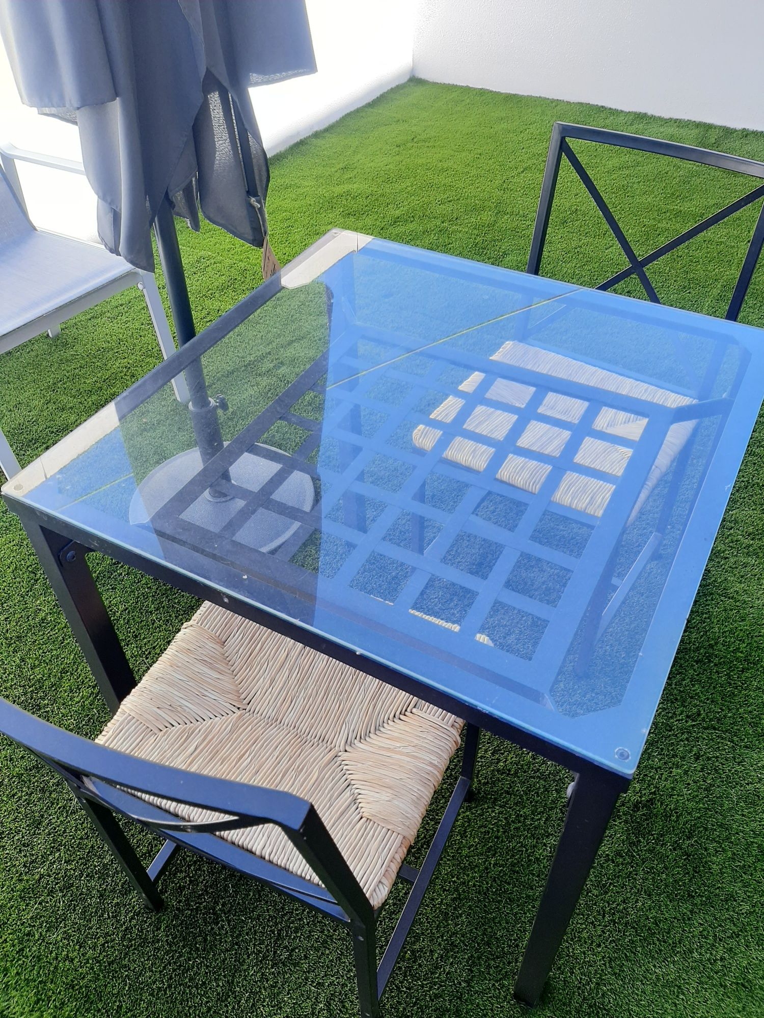 Mesa de vidro - Ikea