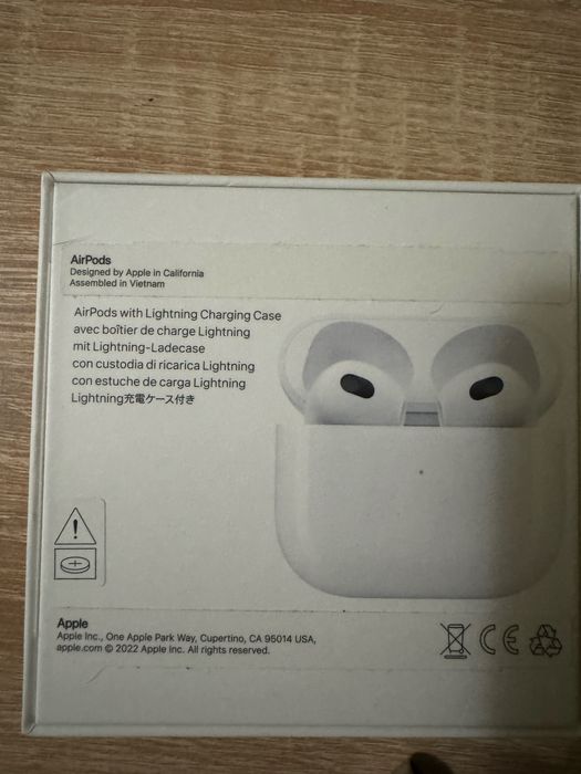 Нарушники AirPods 3rd generation