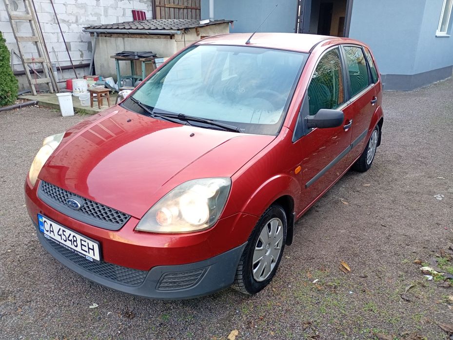Форд Фієста в рідній фарбі