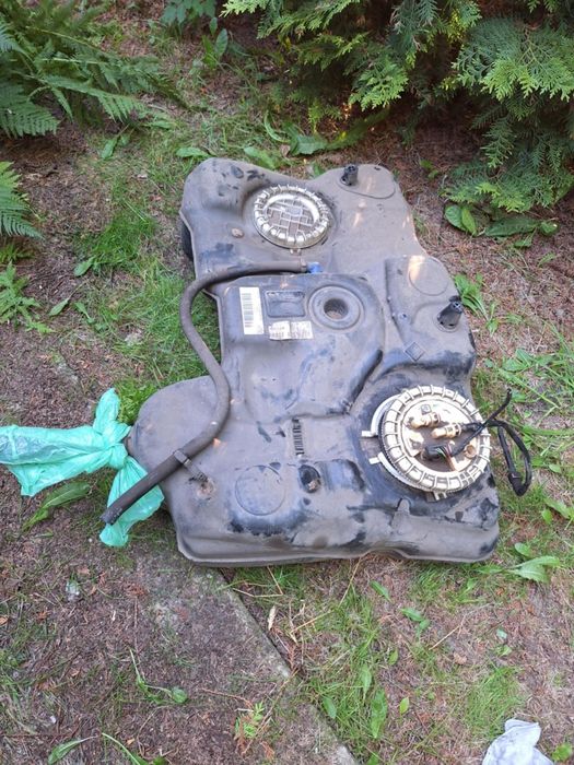 Zbjornik Paliwa Ford Kuga Mk1